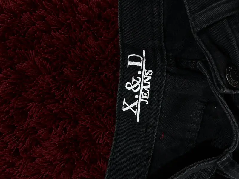 Shorts de mezclilla negros desgastados X&D - 3