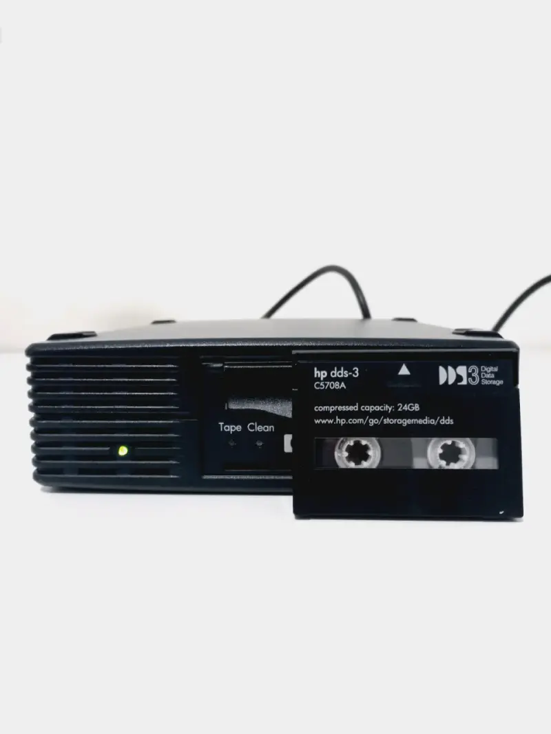Unidad de Almacenamiento HP DAT 72 USB - 3