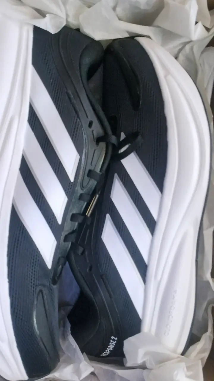 Zapatillas deportivas Adidas Response negras