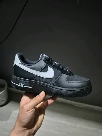 Zapatillas Nike Air Force 1 negras - miniatura 4