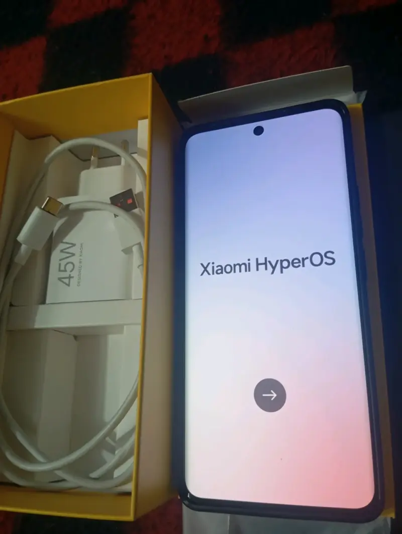 Poco M8 5G nuevo - 1