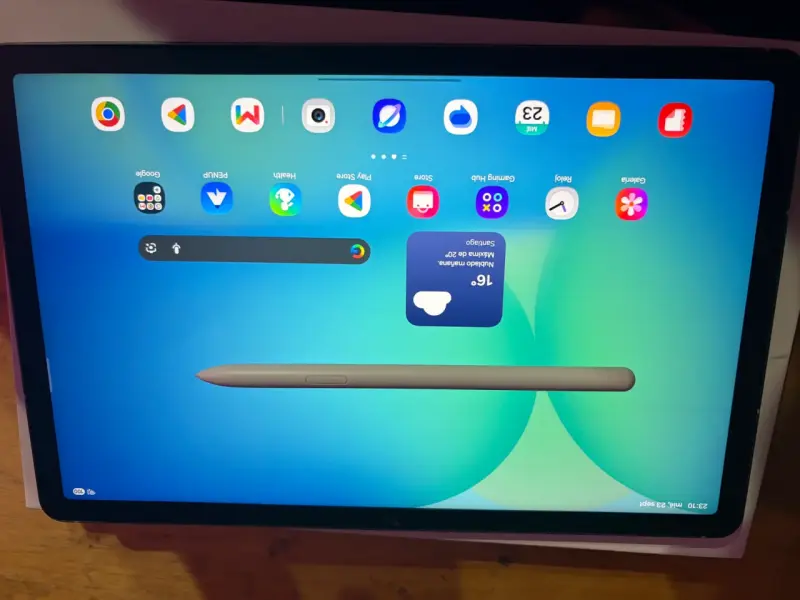 Galaxy tab s10fe 128GB + Magic Keyboard - 3