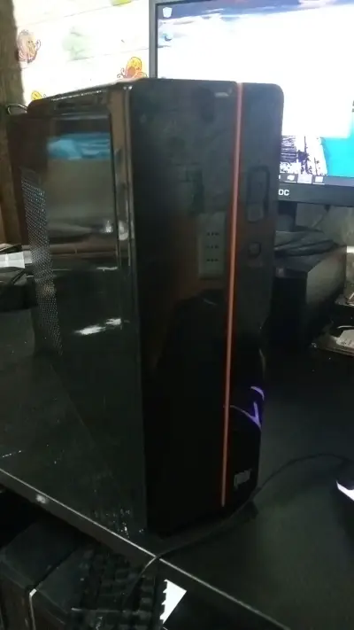 PC computador barato Athlon II X4 nucleos 8gb ram - miniatura 1