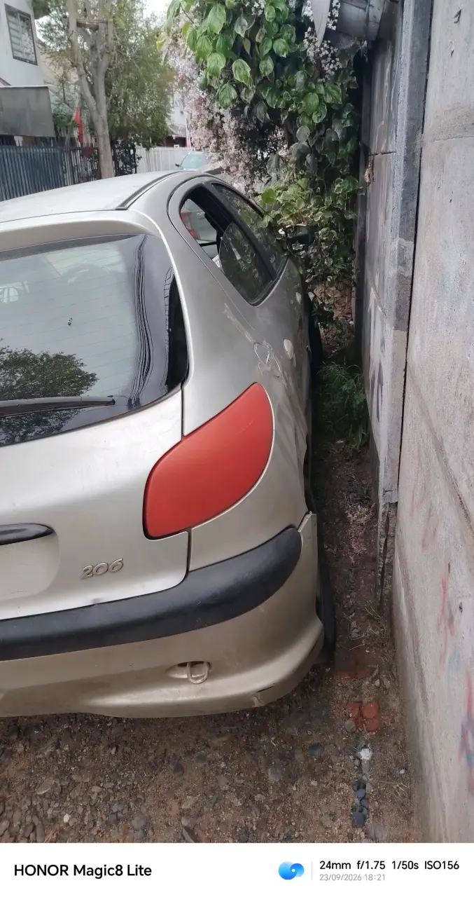 Peugeot 206 usado en buen estado - 4