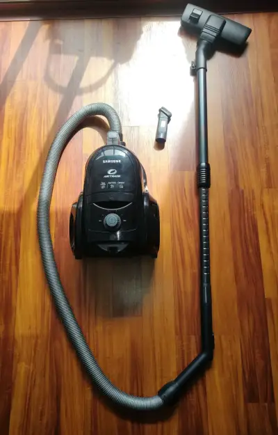 Aspiradora Samsung Air Track con accesorios - miniatura 3