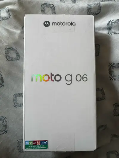 Smartphone Motorola Moto G06 con cámara de 50 MP - miniatura 1