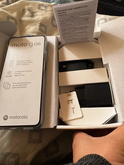 Smartphone Motorola Moto G06 con cámara de 50 MP - miniatura 5