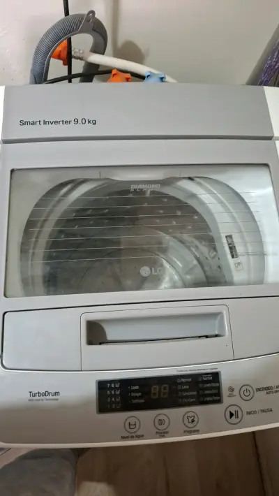 Lavadora LG Smart Inverter 9 kg - miniatura 1