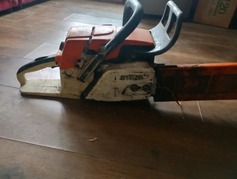 Motosierra Stihl usada en buen estado - 4
