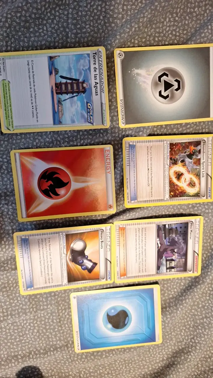 Lote de cartas Pokémon variadas - 4