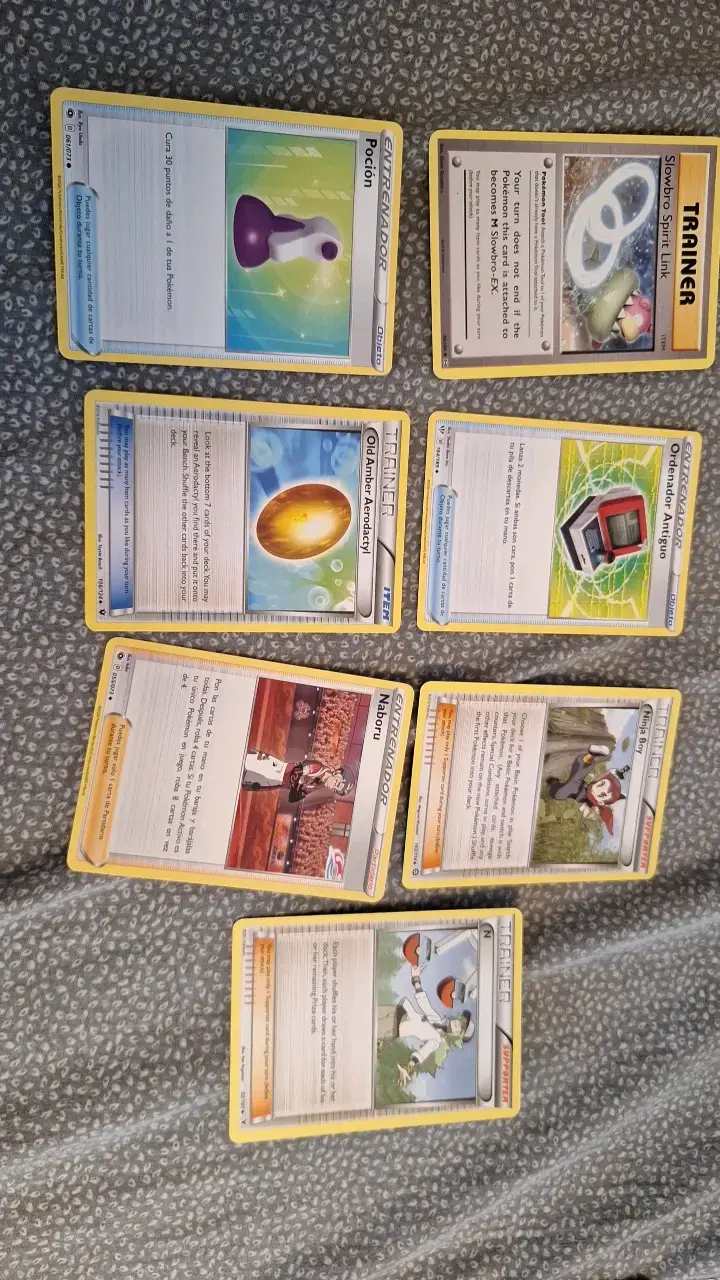 Lote de cartas Pokémon variadas - 6