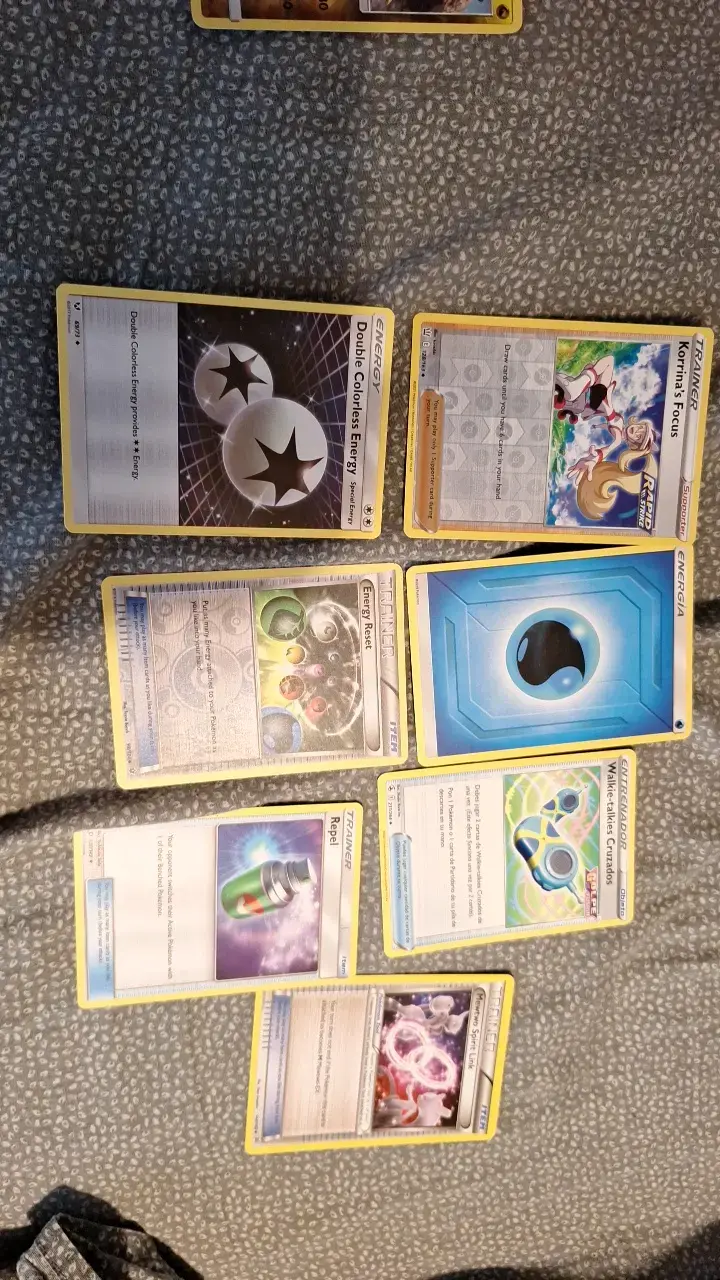 Lote de cartas Pokémon variadas - 2