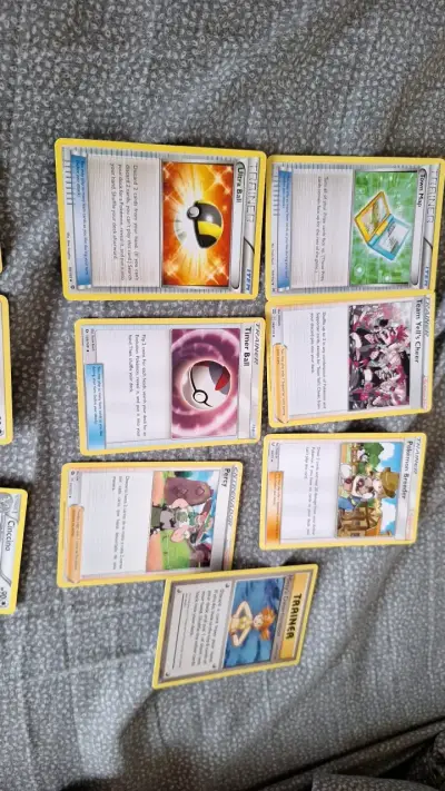 Lote de Cartas Pokémon Variadas - miniatura 3