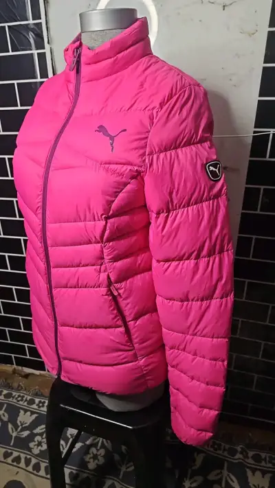 Chaqueta acolchada rosa Puma para mujer - miniatura 2