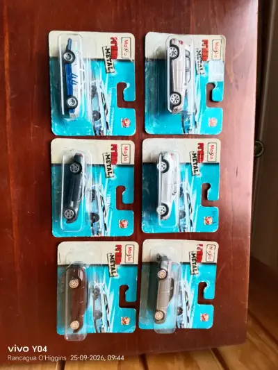 Set de autos coleccionables Mini Cars - miniatura 1