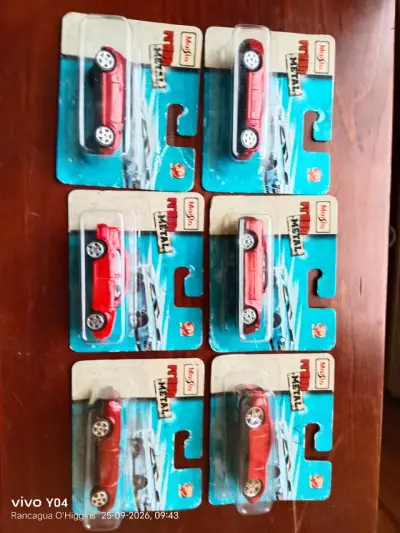 Set de autos coleccionables Mini Cars - miniatura 2