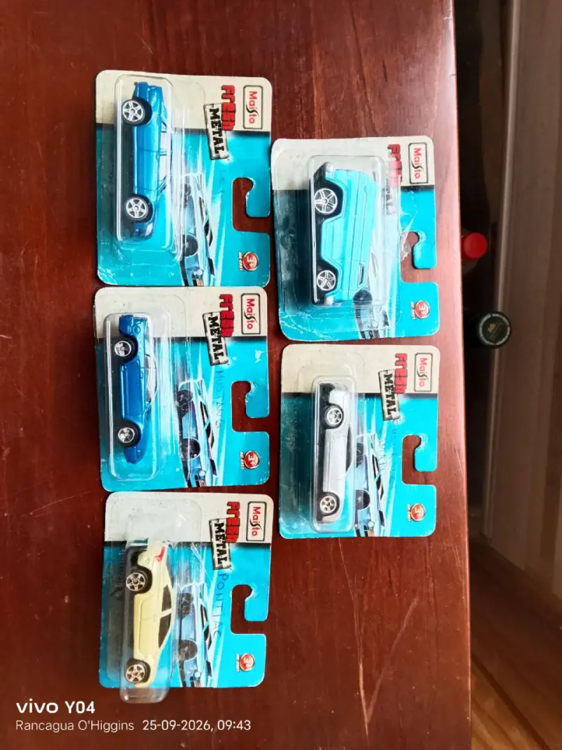 Set de autos coleccionables Mini Cars - 3