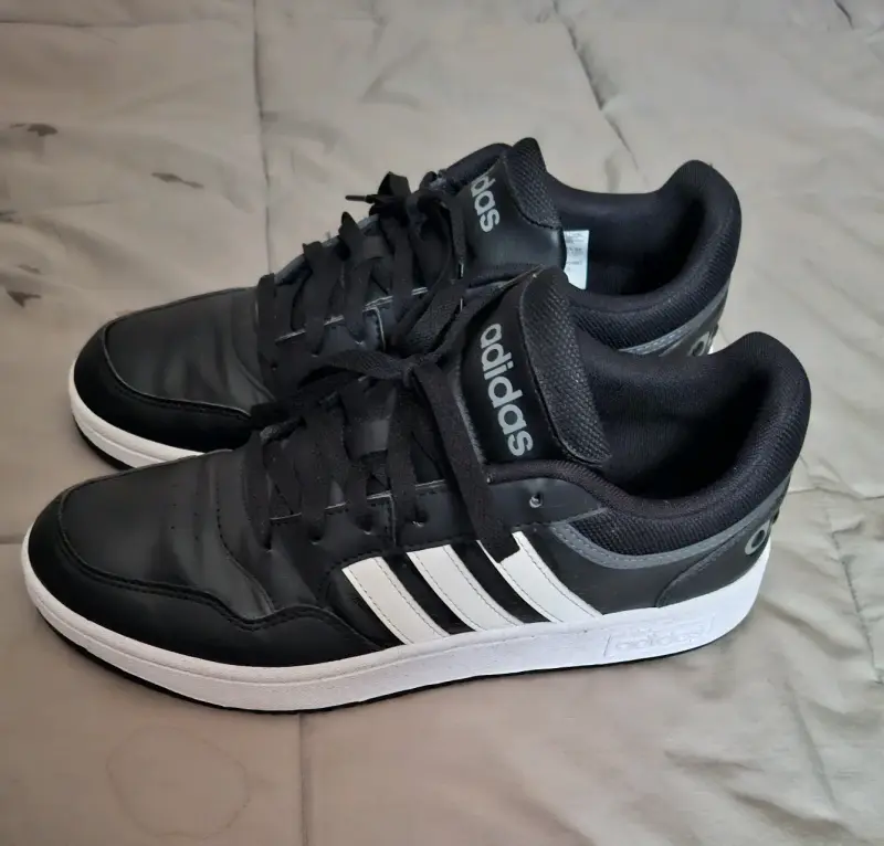 Zapatillas deportivas negras Adidas para hombre - 1