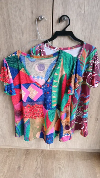 Pack 2 Blusas coloridas para mujer - miniatura 1
