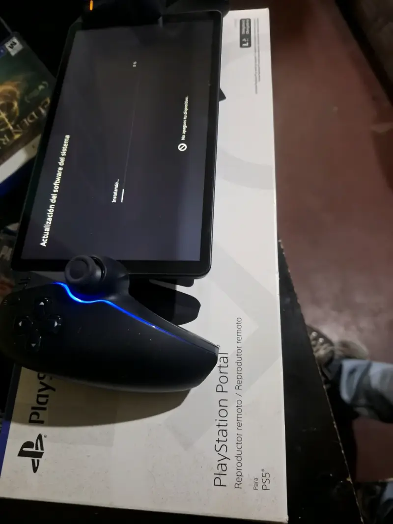 Consola PlayStation Portal PS5 con control remoto - 4