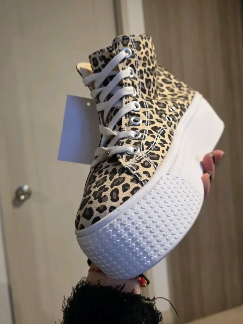 Zapatillas Plataforma Animal print Sólo 38 y 40 - 2