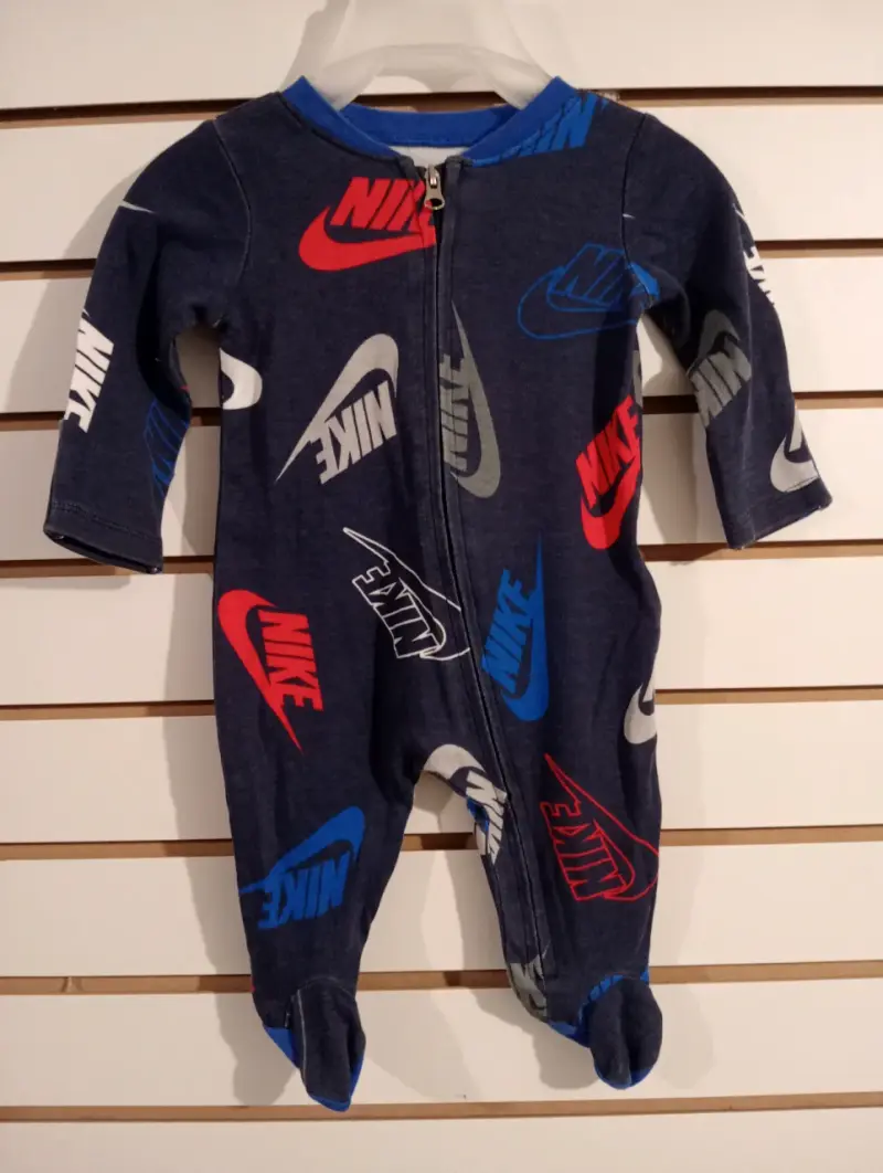 Conjunto de enteritos para bebé Nike variados - 4