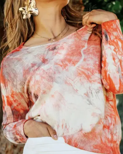 Polera argentina de mujer tie-dye en tonos magenta - miniatura 2