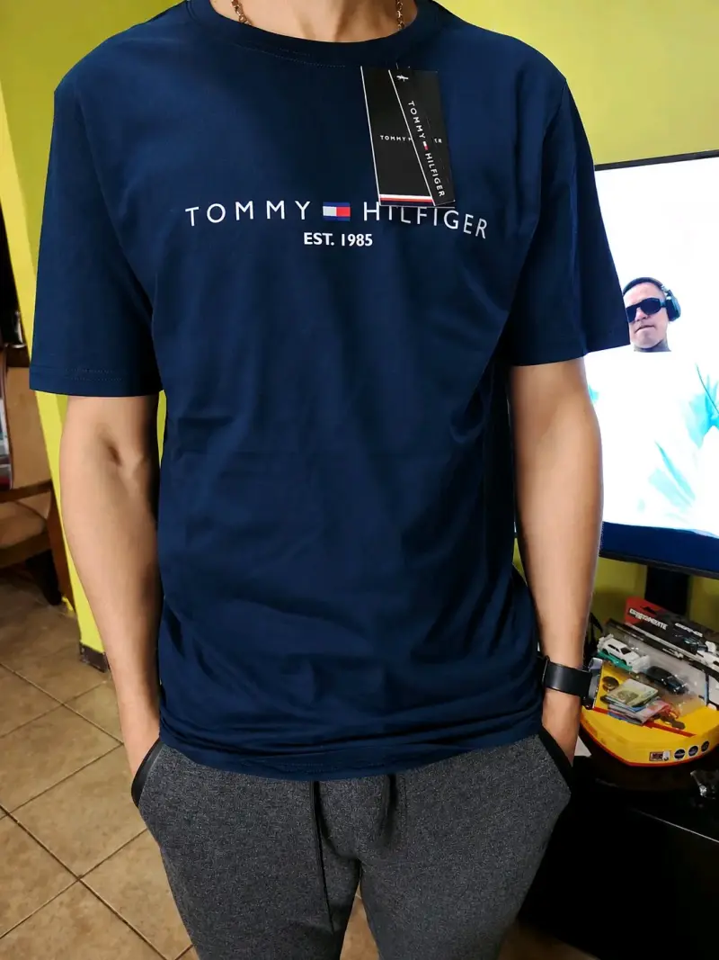 Polera para hombre en varios colores - 2