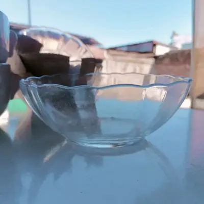 Juego de platos de vidrio transparente - miniatura 1