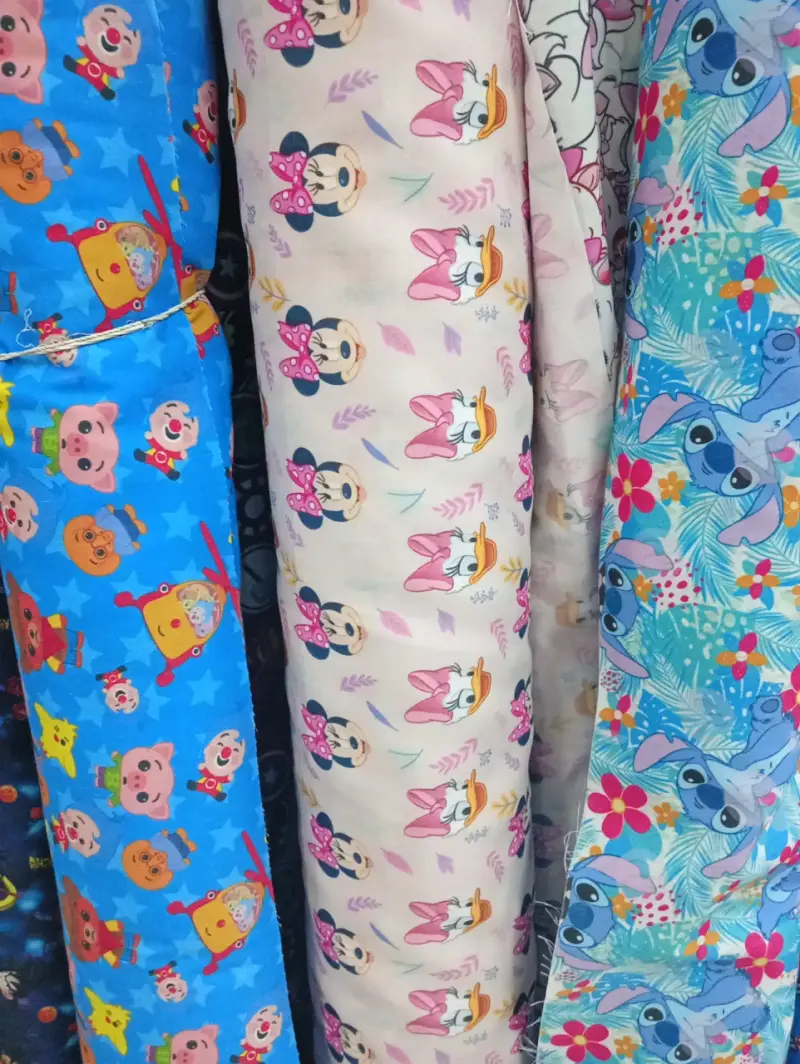 Tela estampada infantil personajes Disney y más - 3