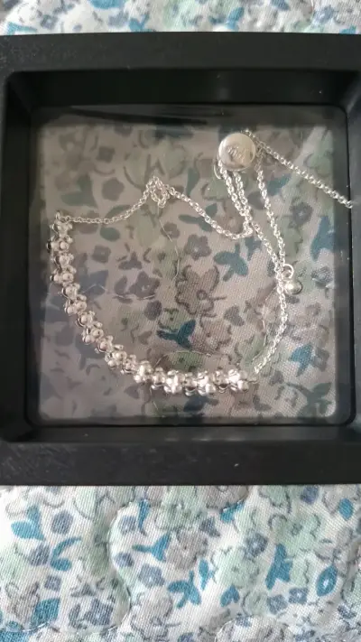 Pulsera de plata con diseño osito - miniatura 1