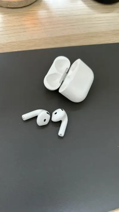 AirPods 4 - miniatura 3