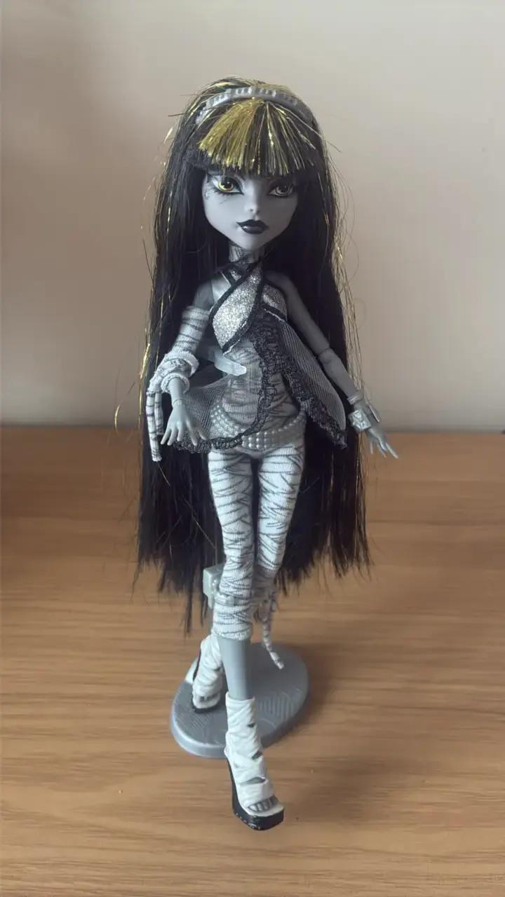 Muñeca de colección “Cleo de Nile” - 1