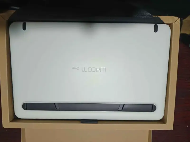 Wacom One Creative Pen Display 13,3” – OPEN BOX 10 - 3