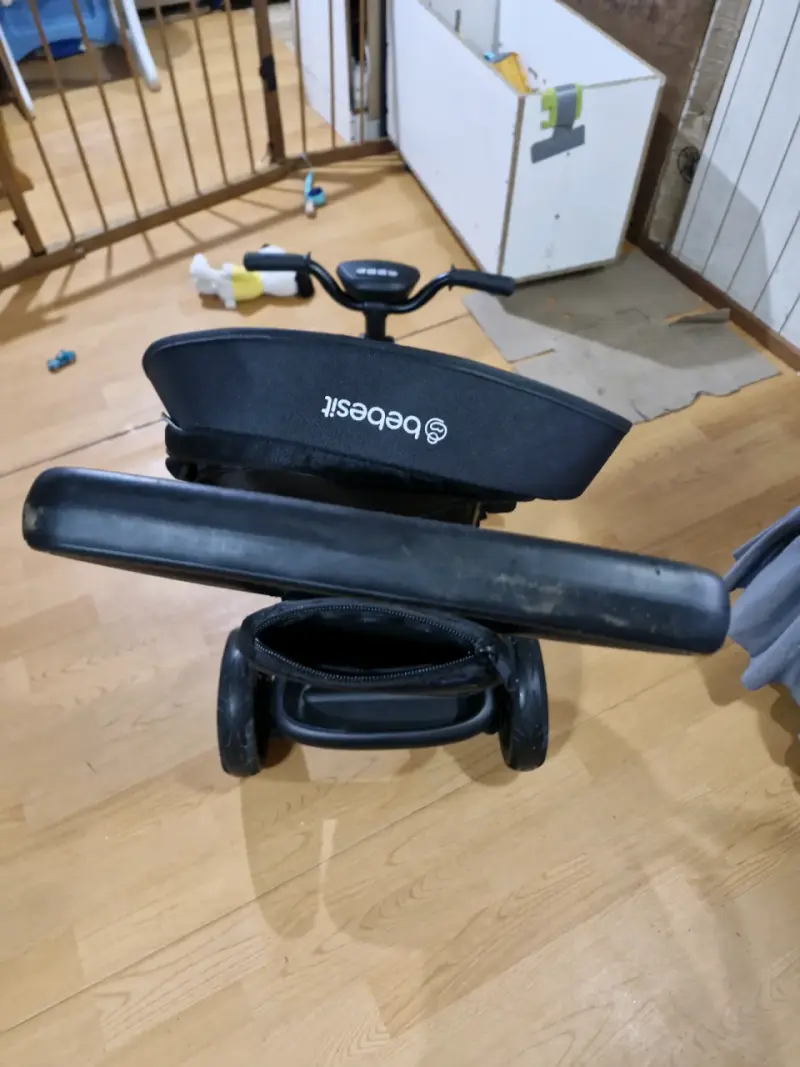 Triciclo Bebesit Explorer Negro para Niños - 4