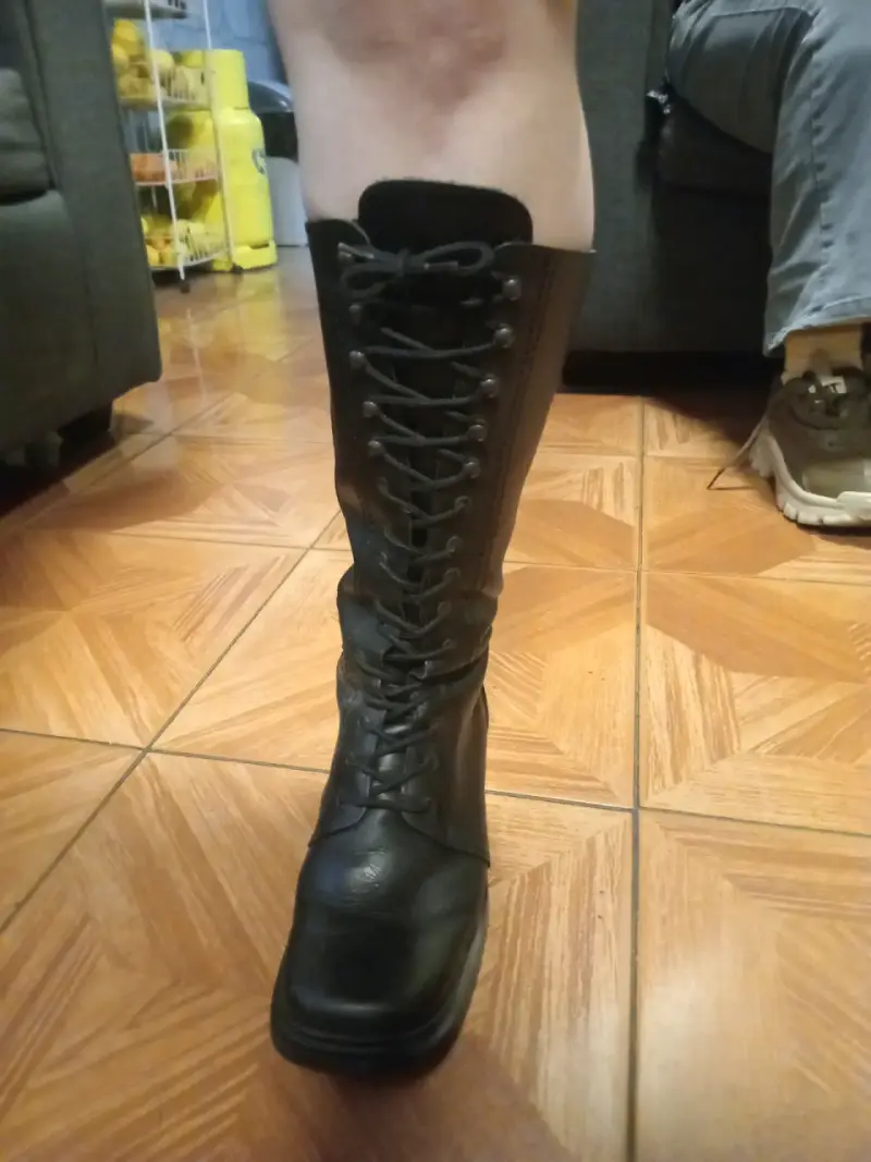 Botas de cuero negras con cordones - 3