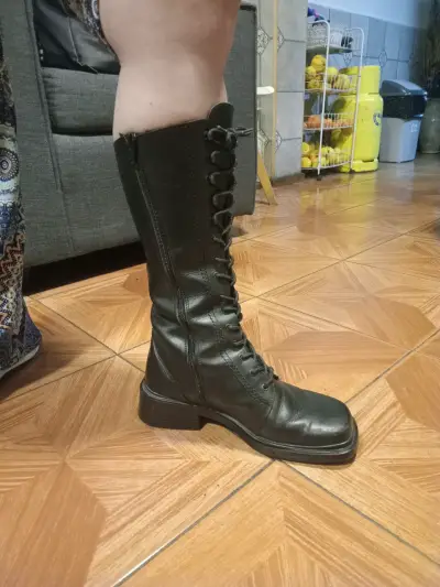 Botas de cuero negras con cordones - miniatura 5