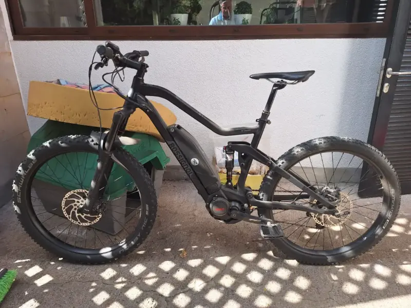 Bicicleta eléctrica de montaña Rossignol negra - 2