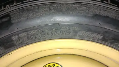 Rueda de repuesto Hyundai Creta 185/60R16 - miniatura 1