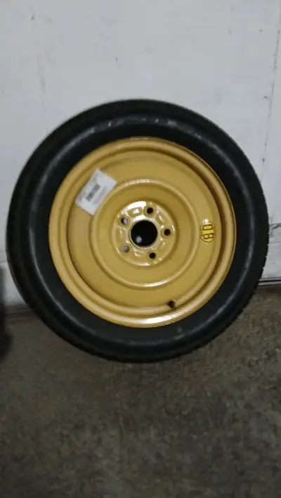Rueda de repuesto Hyundai Creta 185/60R16 - miniatura 3