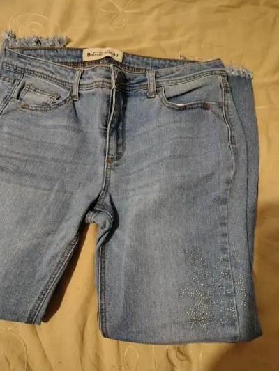 Jeans cortos de mezclilla con diseño Byboulevard - miniatura 1