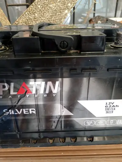 Batería de Auto Platin Silver 12V 62Ah - miniatura 1