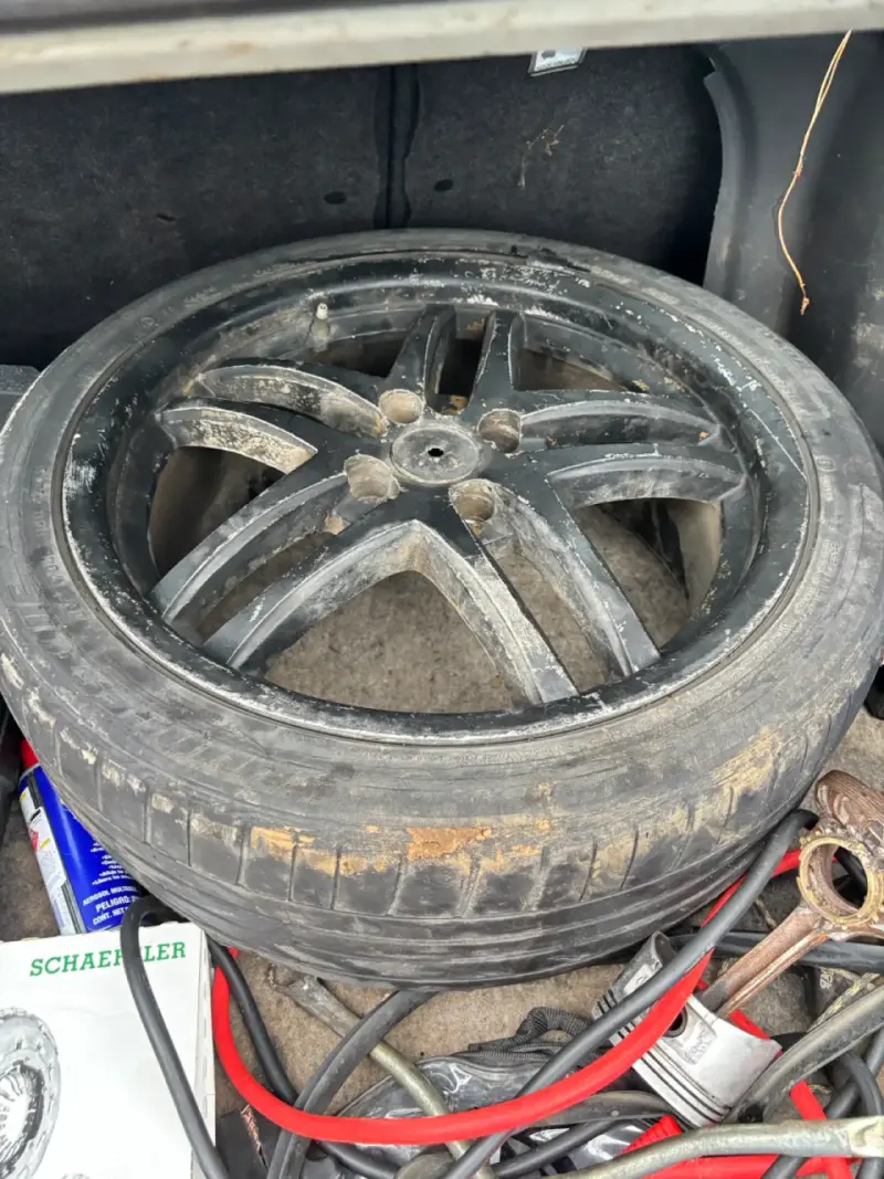 Se vende par de llantas aro 17 - 2