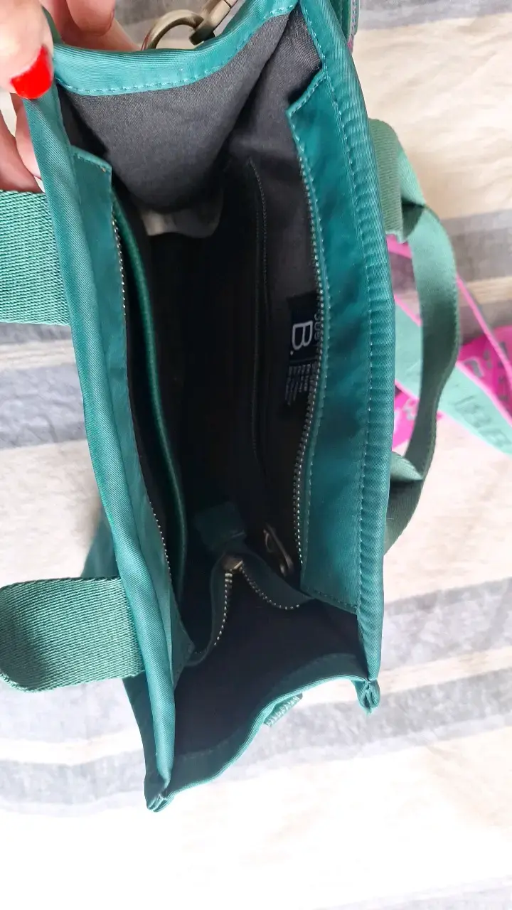 Bolso de mano verde Bubba con correa ajustable - 2