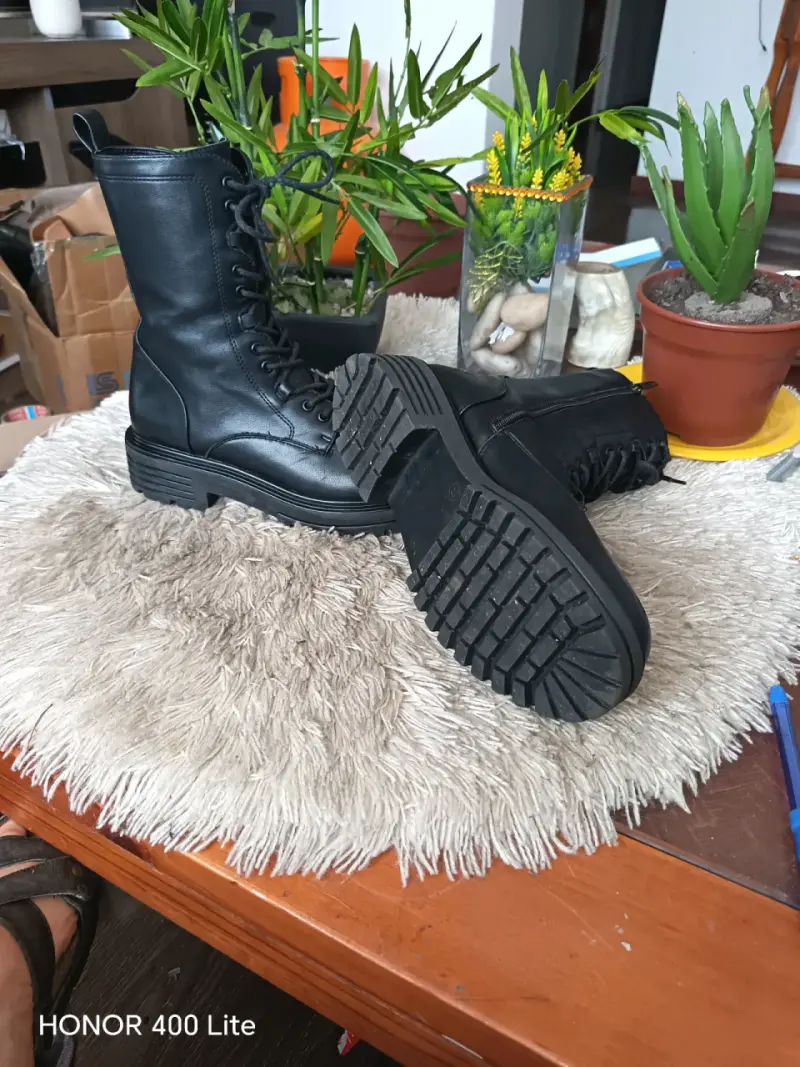Botas de cuero sintético negro con plataforma - 4