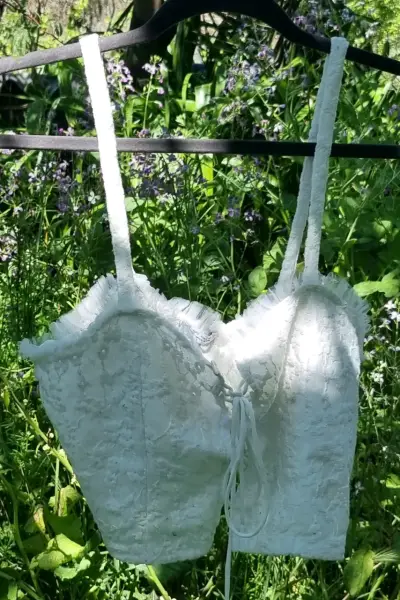 Top de encaje blanco con tirantes Zara - miniatura 1