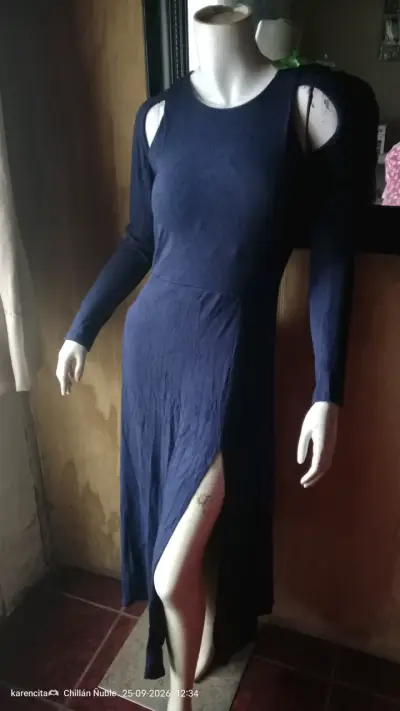 Vestido largo azul con aberturas en hombros - miniatura 1