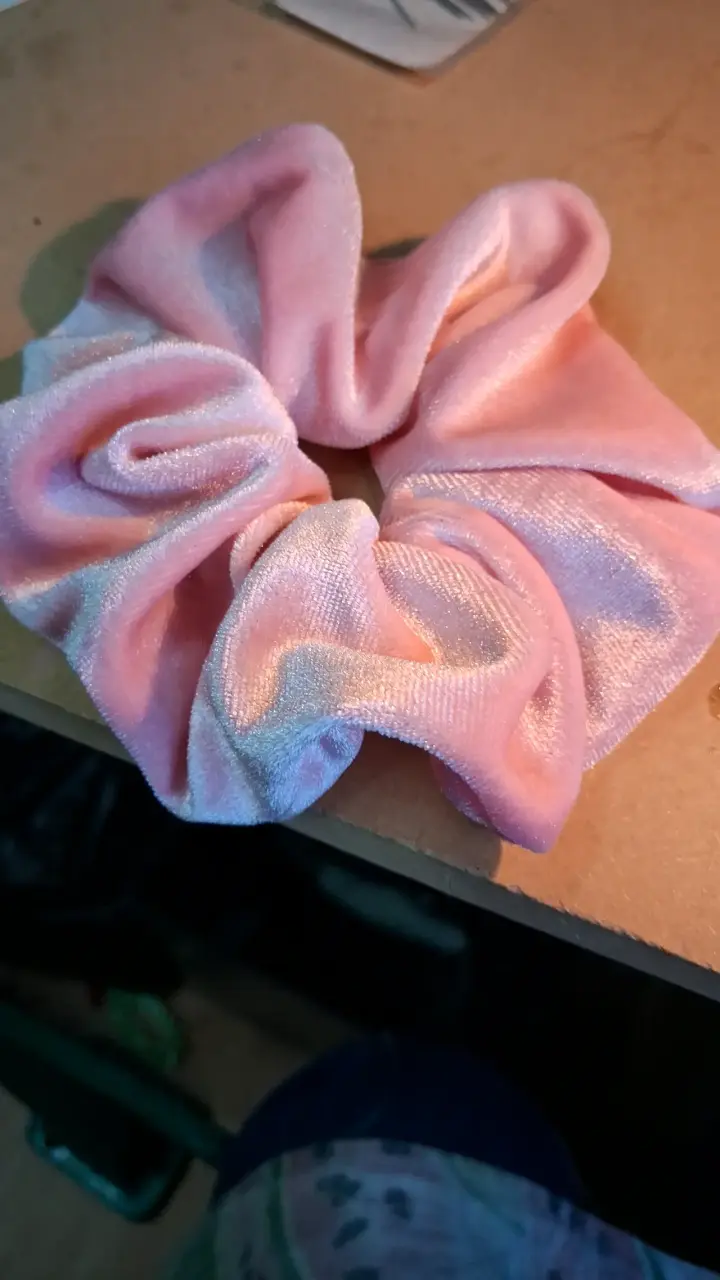Coletero de terciopelo rosado suave