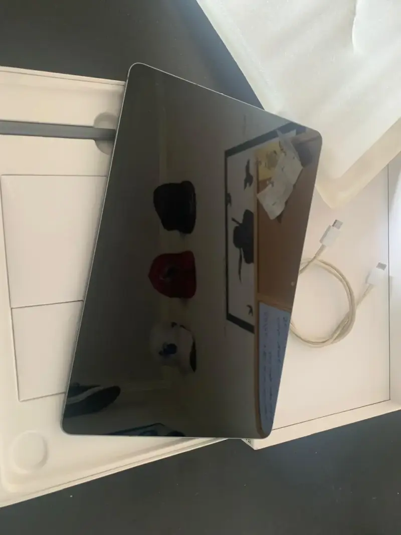 Tablet Galaxy Tab S9 FE + funda y teclado - 4