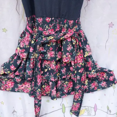 Vestido sin mangas con falda floral para niña - miniatura 3